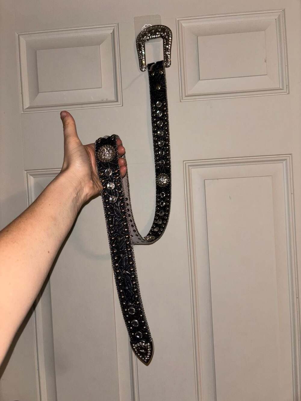 Blazin Roxx Women's Black Floral Embossed Rhinestone Studded Western Belt Size M
